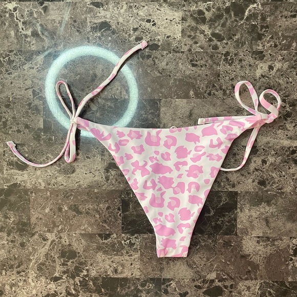 Pink leopard bikini 💕 - Picture 4 of 6